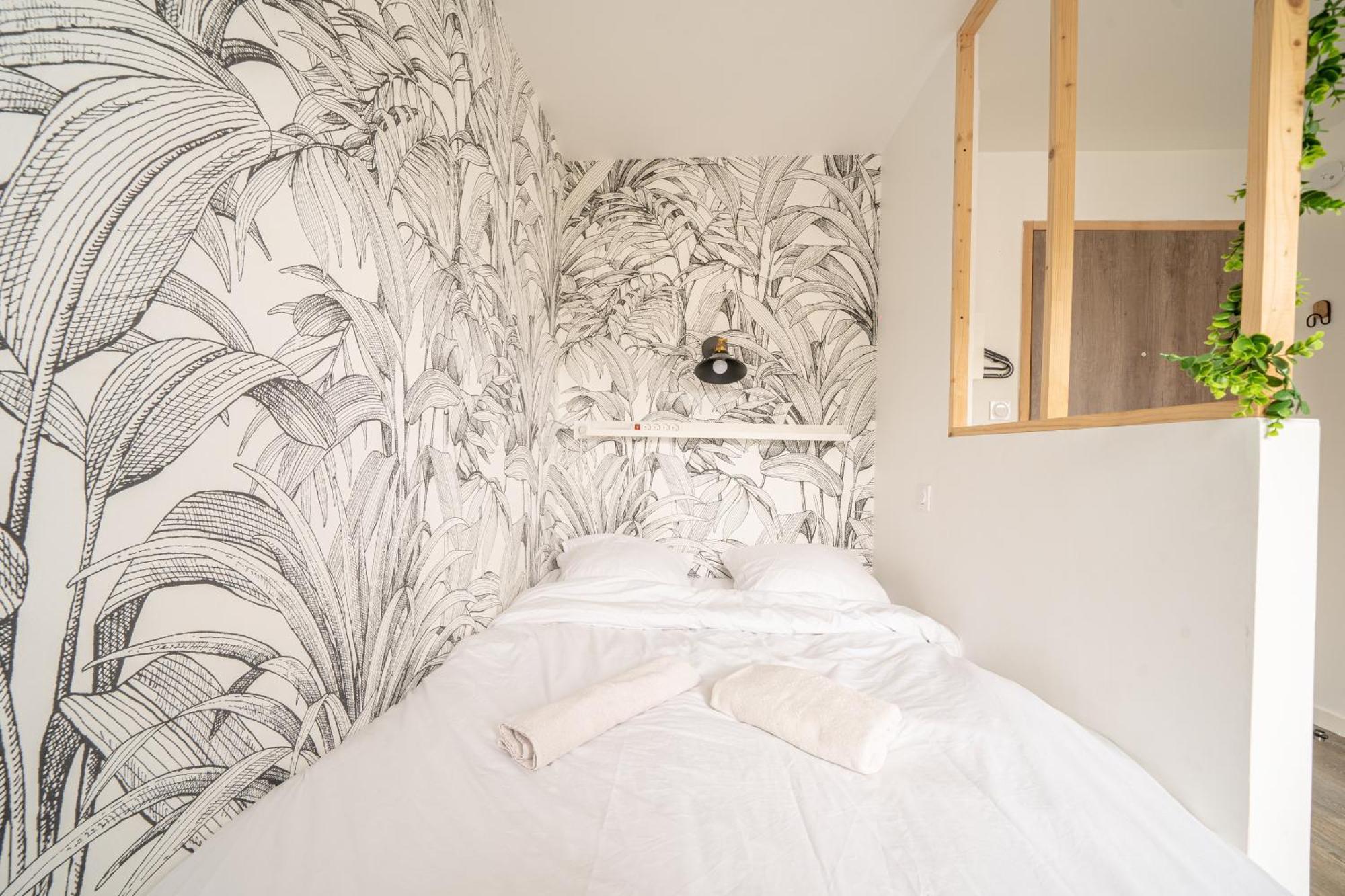 Suite Le Studio Litchi Baigne De Lumieres & Proche Des Plages Saint-Nazaire  Exteriör bild