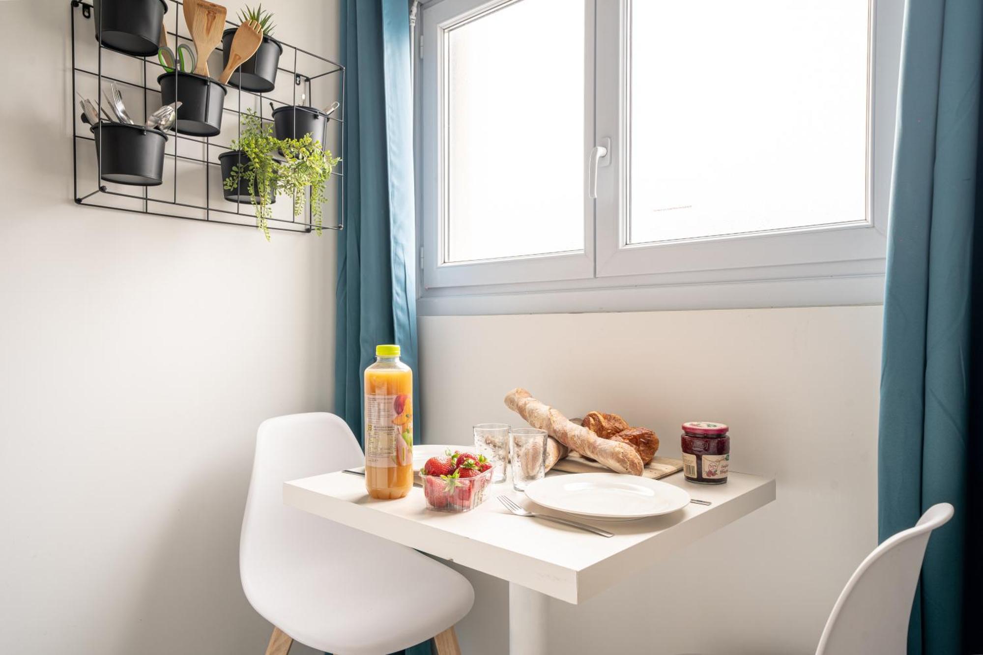 Suite Le Studio Litchi Baigne De Lumieres & Proche Des Plages Saint-Nazaire  Exteriör bild